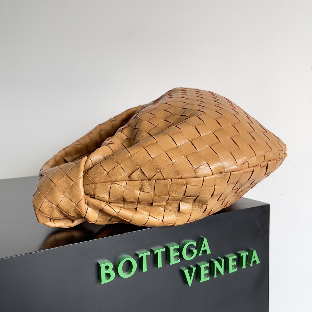 Bottega Veneta Hobo Bags